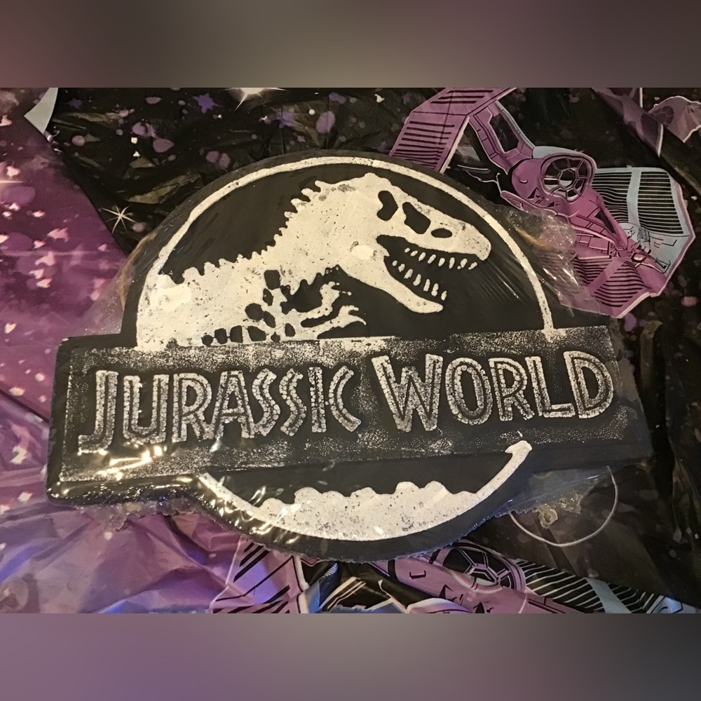Jurassic World hanging sign 12 inch styrofoam -NEW